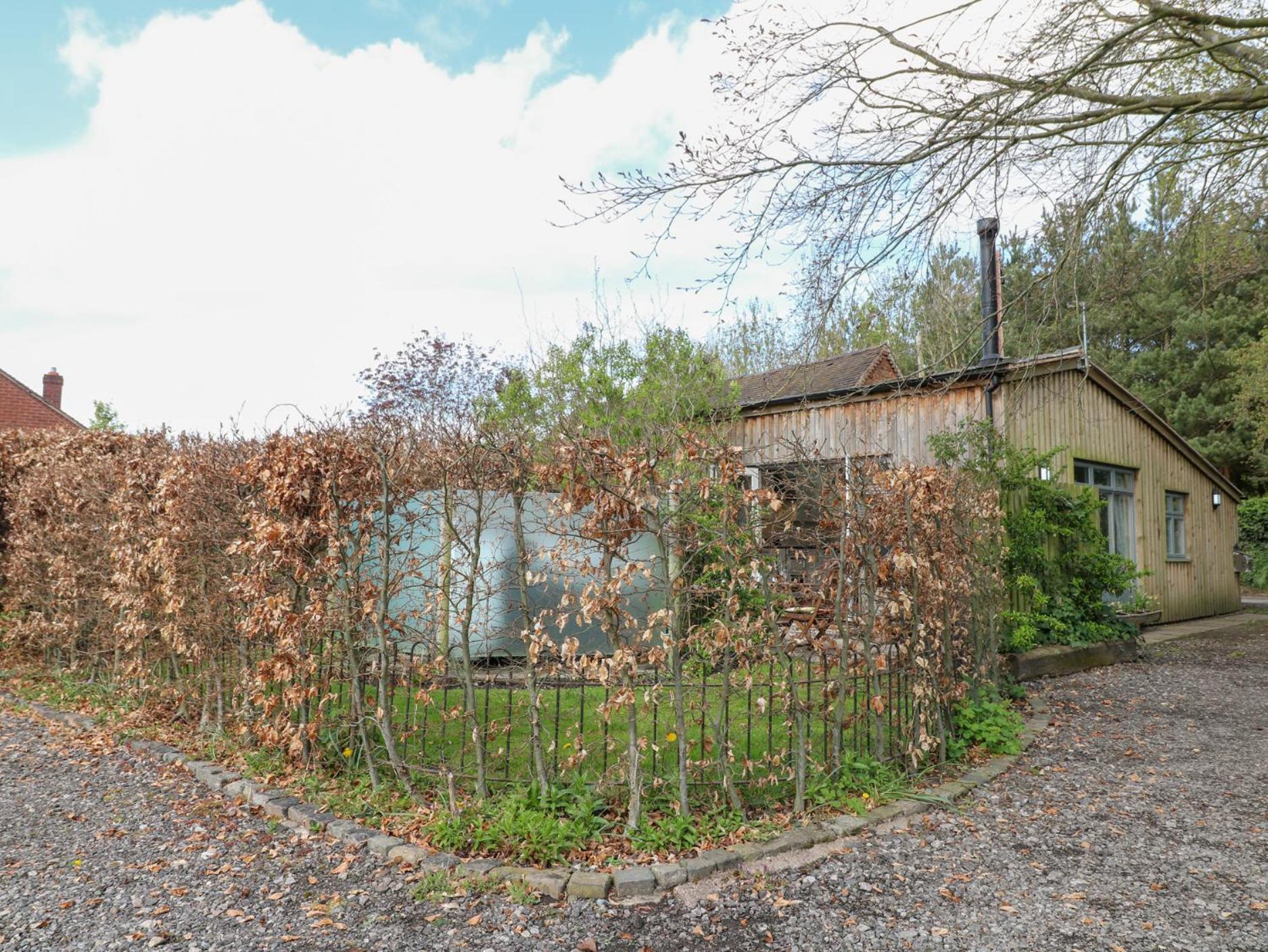 Hen House View Villa รูจลีย์ ภายนอก รูปภาพ